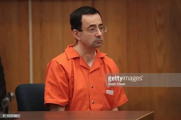 Larry Nassar poignardé plusieurs fois pendant son incarcération dans une prison fédérale