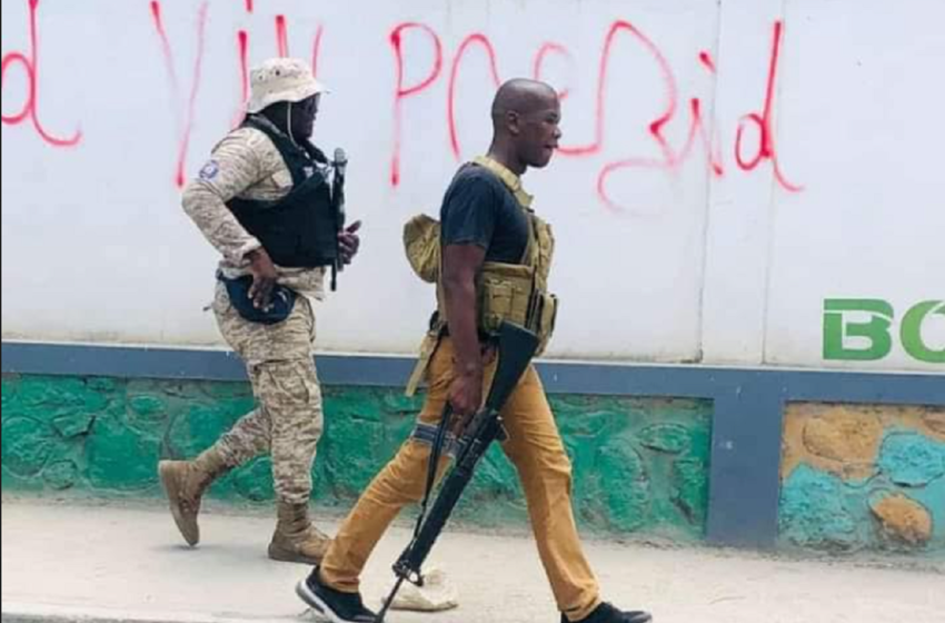  Le Commissaire Jean Ernest Muscadin abat 2 présumés bandits à Miragoâne