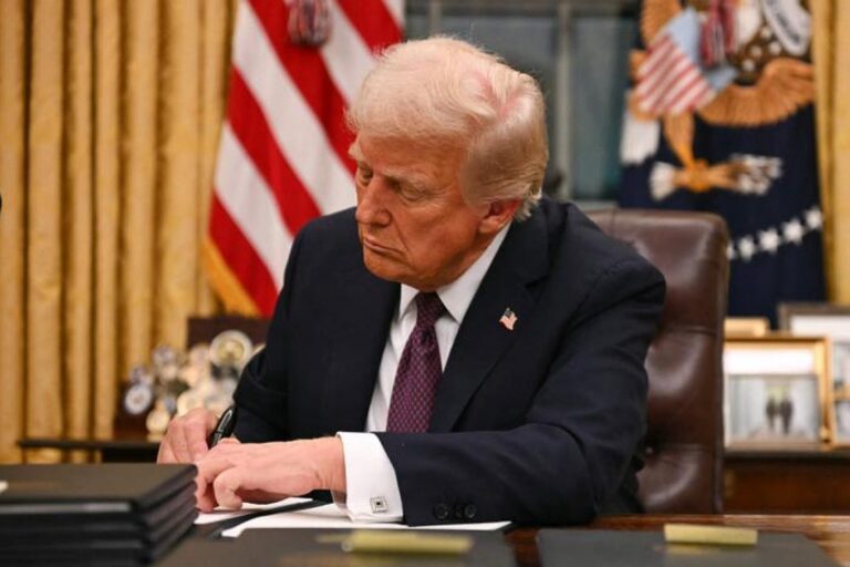  Les employés des programmes de diversité suspendus par Trump